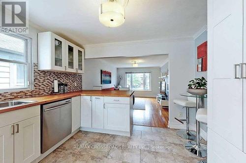 108 Cadorna Avenue, Toronto, ON - Indoor Photo Showing Kitchen