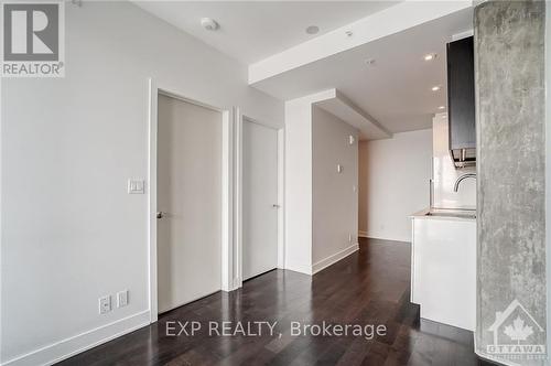 2201 - 20 Daly Avenue, Ottawa, ON - Indoor Photo Showing Other Room