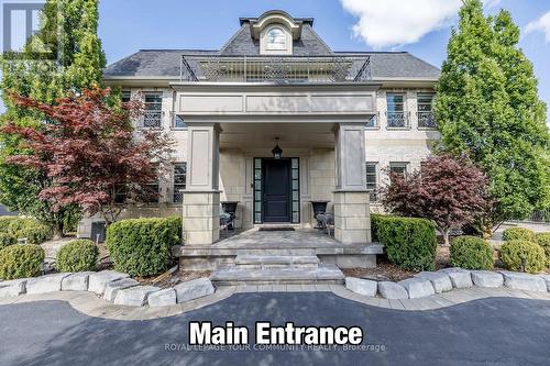 111 Lake Woods Drive, Whitchurch-Stouffville, ON - Outdoor With Facade