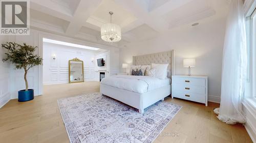 111 Lake Woods Drive, Whitchurch-Stouffville, ON - Indoor Photo Showing Bedroom