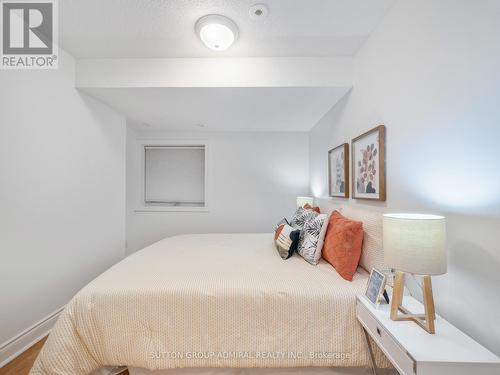 5 - 70 Byng Avenue, Toronto, ON - Indoor Photo Showing Bedroom