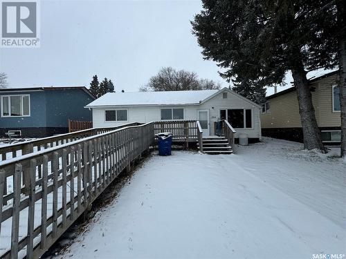 209 5Th Avenue W, Shellbrook, SK - Outdoor