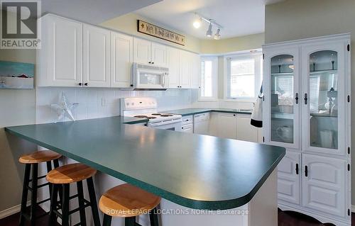 9 Valleymede Court, Collingwood, ON - Indoor Photo Showing Kitchen