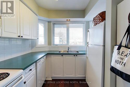 9 Valleymede Court, Collingwood, ON - Indoor Photo Showing Kitchen With Double Sink