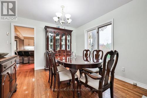 2134 Berryman Court, Burlington, ON - Indoor Photo Showing Dining Room