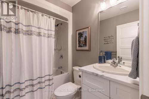 62 Coyle Court, Welland (771 - Coyle Creek), ON - Indoor Photo Showing Bathroom