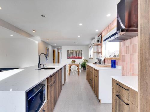 Cuisine - 28 Rue Du Ruisseau, Laval (Sainte-Rose), QC - Indoor Photo Showing Kitchen