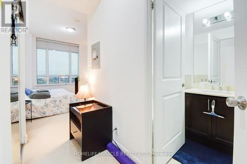 3303 - 80 Absolute Avenue, Mississauga, ON - Indoor Photo Showing Bathroom