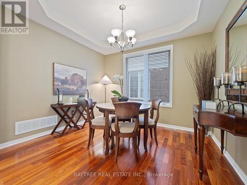 3255 Mccurdy Court, Burlington, ON - Indoor Photo Showing Dining Room