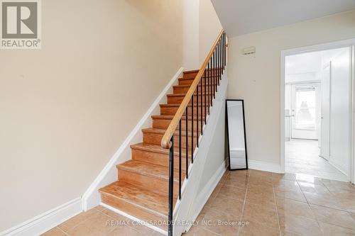 1074 Lawrence Avenue E, Toronto, ON - Indoor Photo Showing Other Room