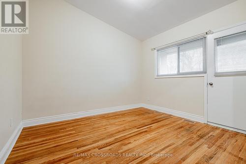 1074 Lawrence Avenue E, Toronto, ON - Indoor Photo Showing Other Room