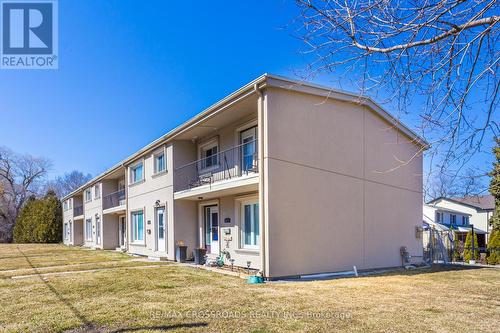 1074 Lawrence Avenue E, Toronto, ON - Outdoor With Balcony