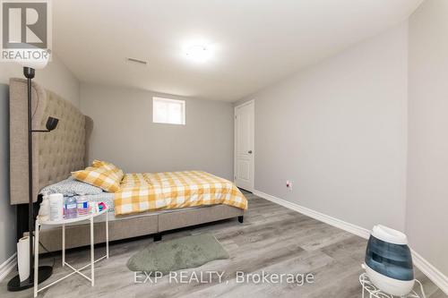 11 Cairnburg Drive, Brampton, ON - Indoor Photo Showing Bedroom