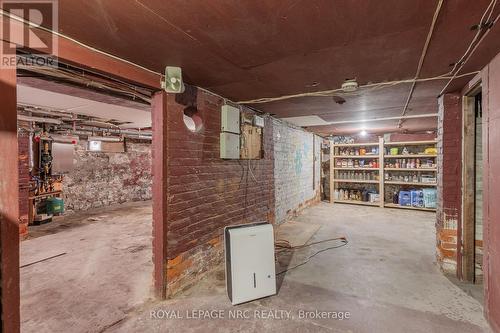 103 Maple Street, St. Catharines, ON - Indoor