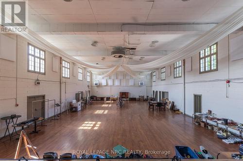 103 Maple Street, St. Catharines, ON - Indoor Photo Showing Other Room