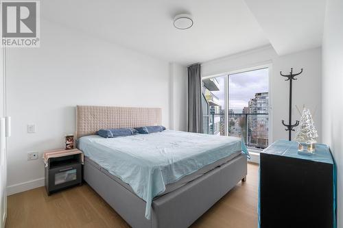 5766 Gilbert Road, Richmond, BC - Indoor Photo Showing Bedroom