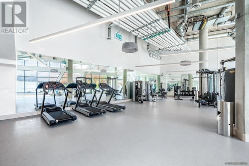 5766 Gilbert Road, Richmond, BC - Indoor Photo Showing Gym Room