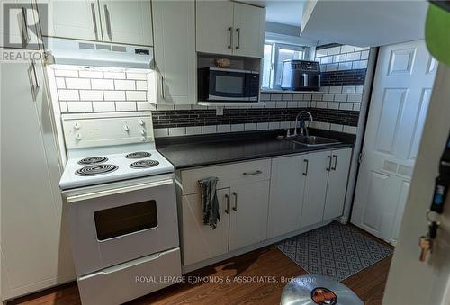 671 Gordon Street, Pembroke, ON - Indoor Photo Showing Kitchen