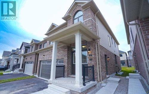 Upper - 31 Prudhoe Terrace, Barrie, ON - Outdoor With Facade