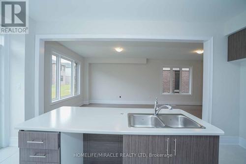 Upper - 31 Prudhoe Terrace, Barrie, ON - Indoor Photo Showing Kitchen With Double Sink