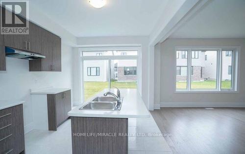 Upper - 31 Prudhoe Terrace, Barrie, ON - Indoor Photo Showing Kitchen With Double Sink