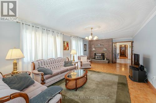 13485 8Th Concession Road, King, ON - Indoor Photo Showing Living Room With Fireplace