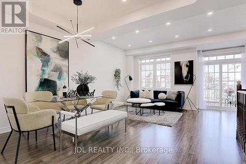 130 Roy Grove Way, Markham, ON - Indoor Photo Showing Living Room