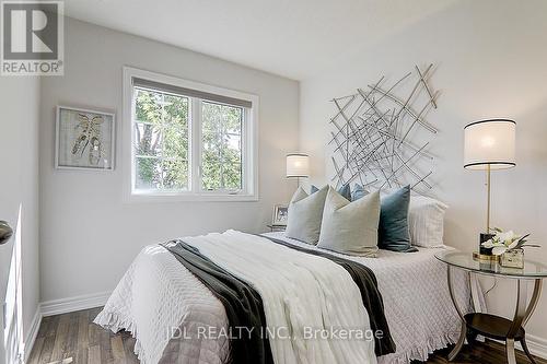 130 Roy Grove Way, Markham, ON - Indoor Photo Showing Bedroom