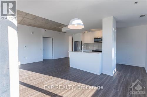 508 - 1354 Carling Avenue, Ottawa, ON - Indoor Photo Showing Kitchen