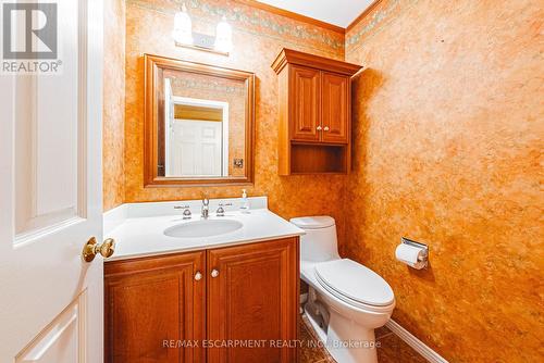 17 - 105 Wilson Street, Hamilton, ON - Indoor Photo Showing Bathroom