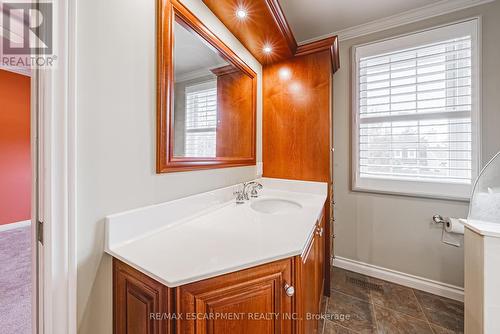 17 - 105 Wilson Street, Hamilton, ON - Indoor Photo Showing Bathroom