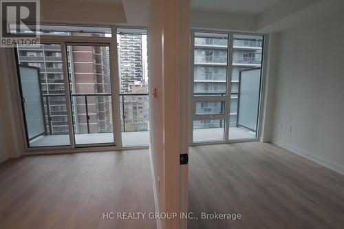 1004 - 127 Broadway Avenue, Toronto, ON - Indoor Photo Showing Other Room