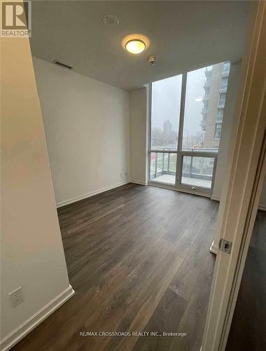 A14 - 36 Forest Manor Road, Toronto, ON - Indoor Photo Showing Other Room