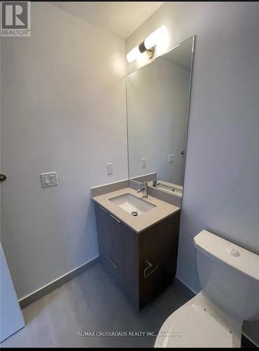 A14 - 36 Forest Manor Road, Toronto, ON - Indoor Photo Showing Bathroom