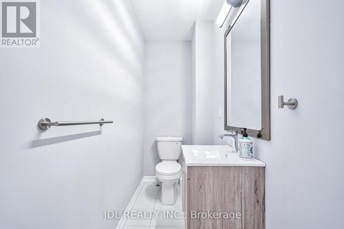 15 Justice Gardens, Toronto, ON - Indoor Photo Showing Bathroom