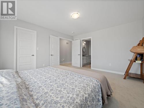 1291 Kovachik Boulevard, Milton, ON - Indoor Photo Showing Bedroom