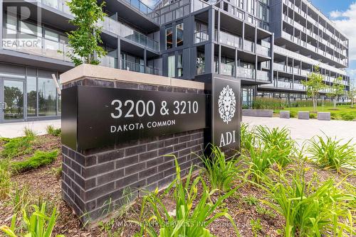 B813 - 3200 Dakota Common, Burlington, ON - Outdoor With Balcony