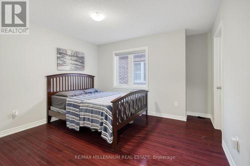 302 Buick Boulevard, Brampton, ON - Indoor Photo Showing Bedroom