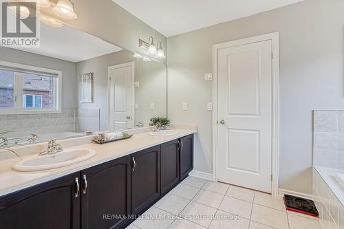 302 Buick Boulevard, Brampton, ON - Indoor Photo Showing Bathroom