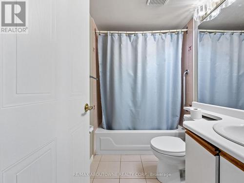 422 - 8351 Mclaughlin Road, Brampton, ON - Indoor Photo Showing Bathroom