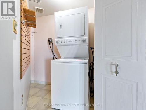 422 - 8351 Mclaughlin Road, Brampton, ON - Indoor Photo Showing Laundry Room