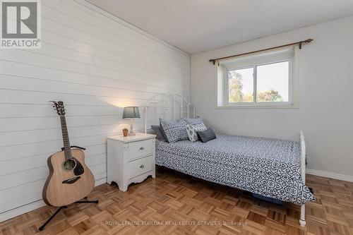 93 - 1584 Newlands Crescent, Burlington, ON - Indoor Photo Showing Bedroom