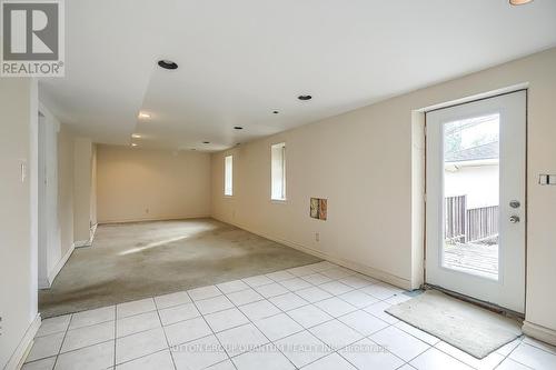 1340 Contour Drive, Mississauga, ON - Indoor Photo Showing Other Room