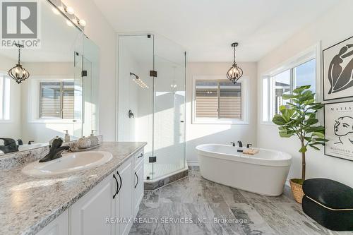 762 Halbert Drive, Shelburne, ON - Indoor Photo Showing Bathroom