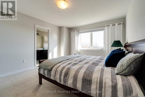 144 Hazelton Avenue, Hamilton, ON - Indoor Photo Showing Bedroom