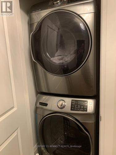 524 Castlefield Avenue, Toronto, ON - Indoor Photo Showing Laundry Room