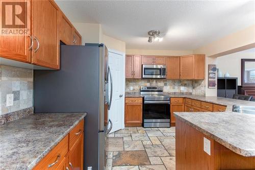 7 Washburn Drive, Guelph, ON - Indoor Photo Showing Kitchen With Double Sink