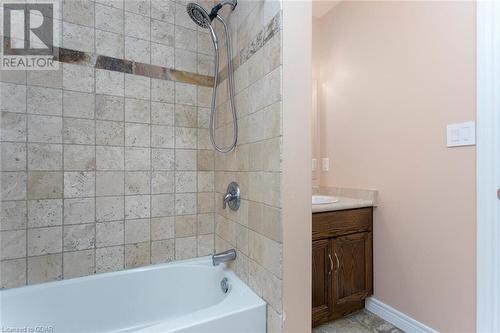 7 Washburn Drive, Guelph, ON - Indoor Photo Showing Bathroom