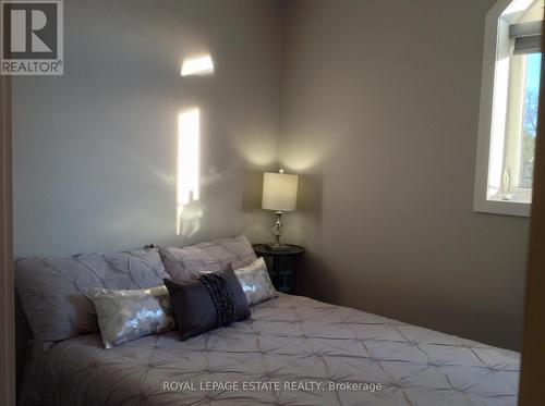 12-14 Dartford Road, Toronto, ON - Indoor Photo Showing Bedroom