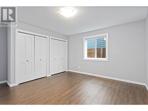 Suite bedroom - 2251 14 Avenue Se, Salmon Arm, BC - Indoor Photo Showing Other Room